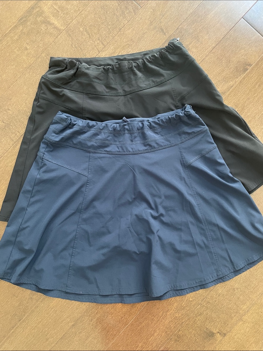 Athleta- Women's All Day Skort - Navy and Black